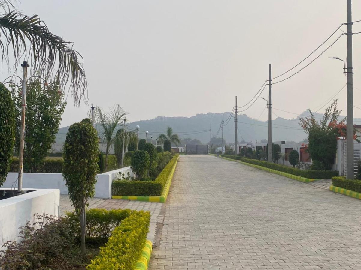 Farm Green View Resort โอร์ชชา ภายนอก รูปภาพ
